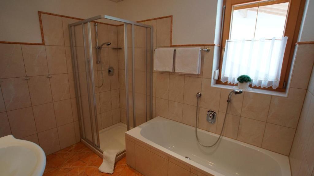 Apartamento Haus Peter Schiestl Zell am Ziller Exterior foto